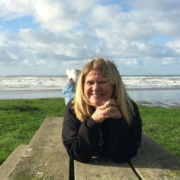 Meet your Posher, Wendee - Picture 1 of 1